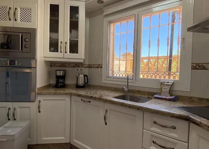 Madrid Private Pool Casasol * Nerja