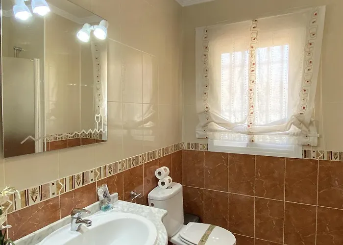 Вилла Madrid Private Pool Casasol Нерха