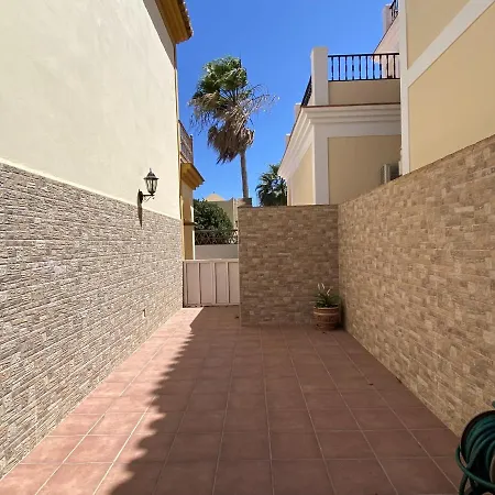 Вілла Madrid Private Pool Casasol Нерха